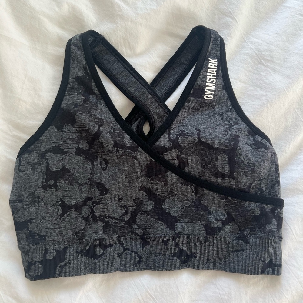 NWOT Gymshark Adapt Camo Seamless Sports Bra - Black, Size M